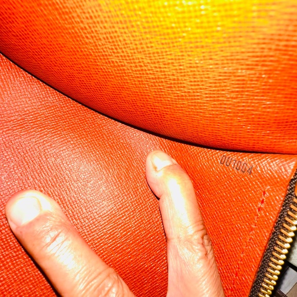 LV Pavillion in very good condition 100% Authentic. - Picture 3 of 10